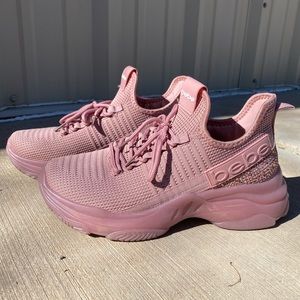 Bebe Women’s Analia Sneakers Size 11